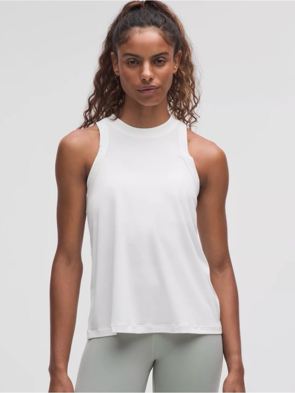 Lululemon training jersey Tank Top - Taupe size 6